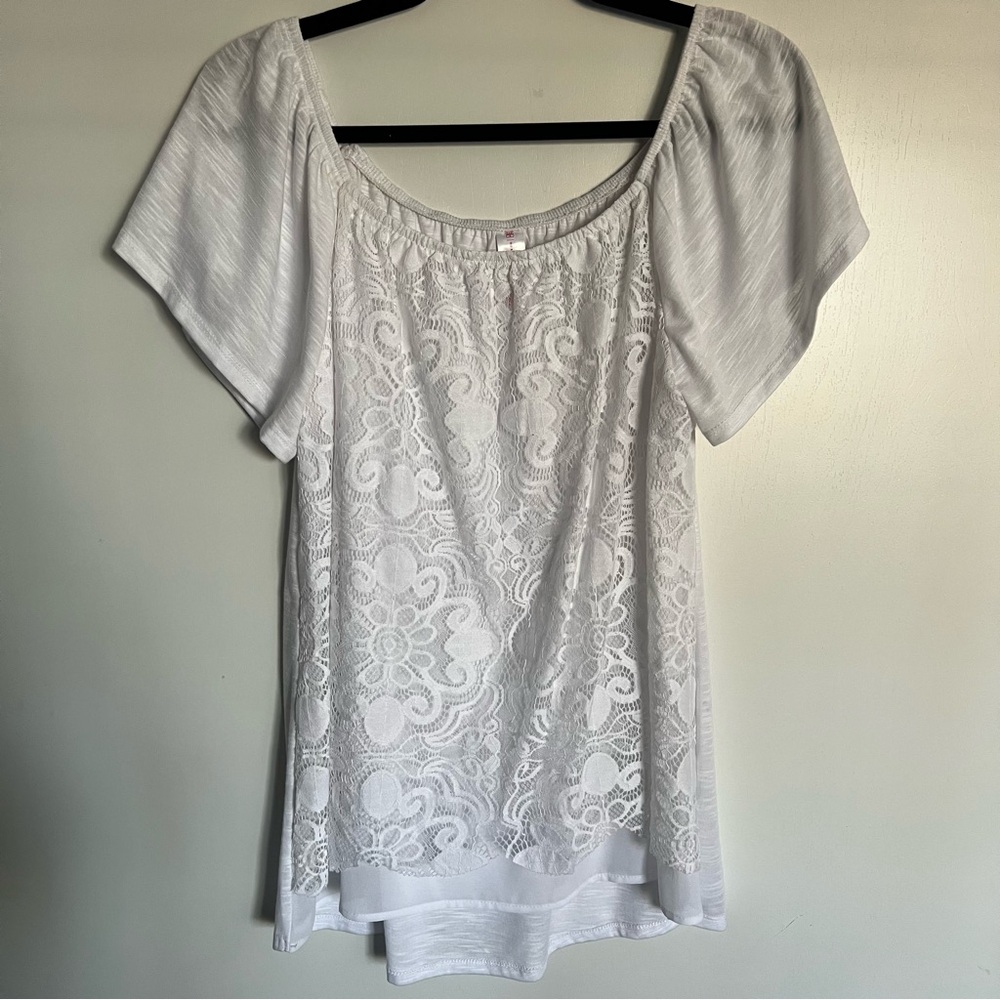 No Boundaries Blouse Size XL Juniors Lace Overlay White Color